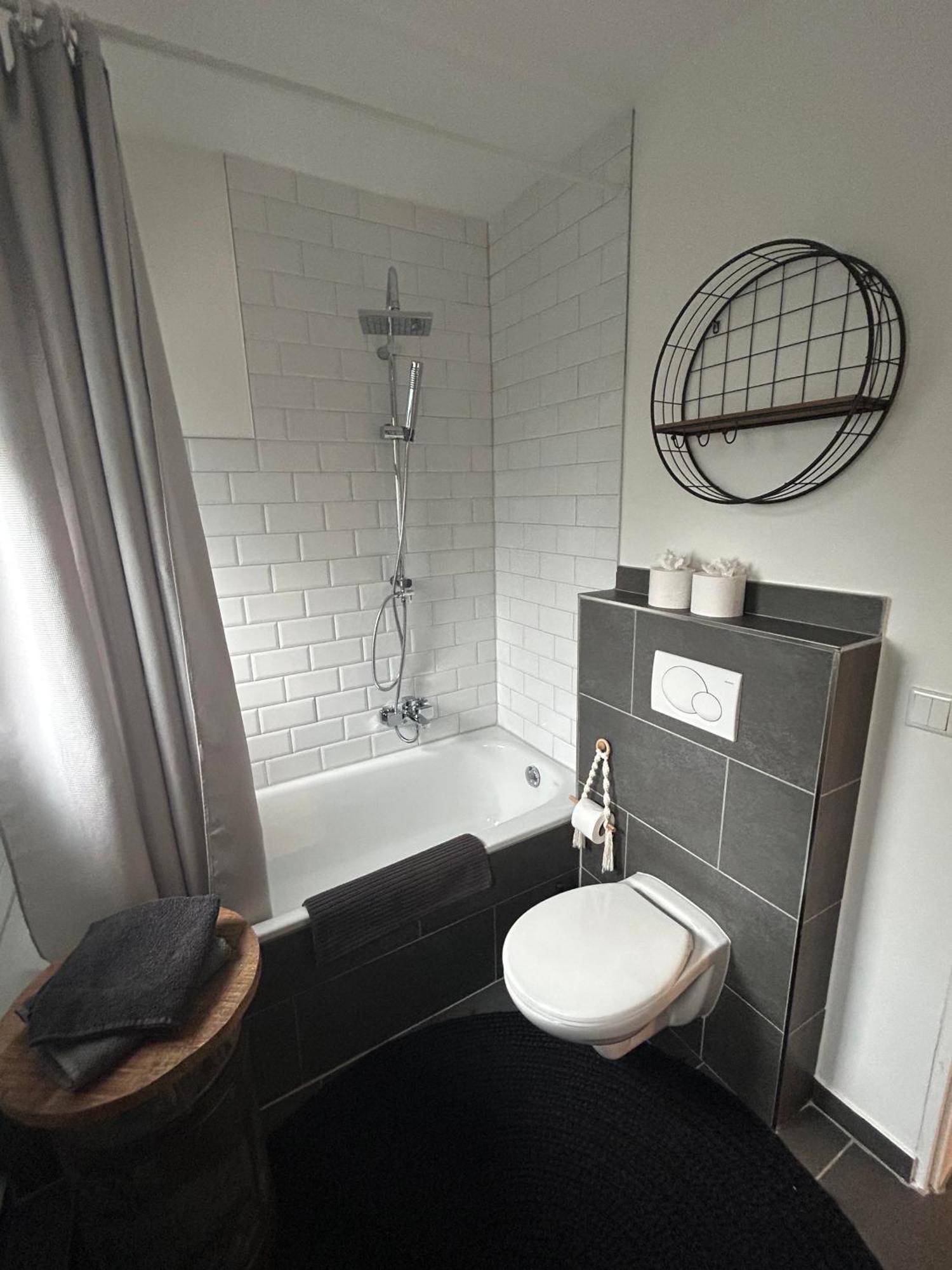 Cosy Bungalow-Apartment In Ruhiger Toplage - Naehe Duesseldorf Крефельд Екстер'єр фото